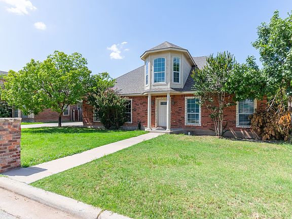 3rd image of 3310 Silver Oaks Dr