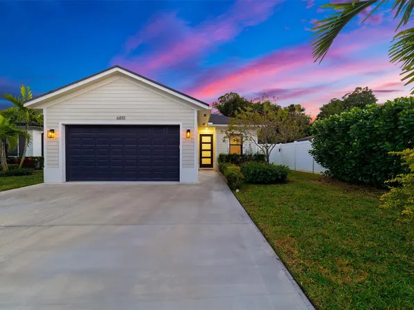 6810 Church St, Jupiter, FL 33458