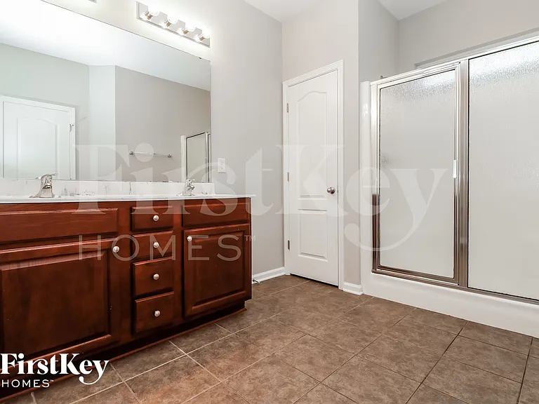 646 Savannah River Dr — Photo 11