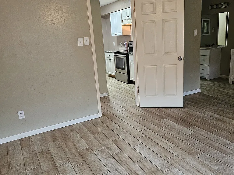 13130 Newbrook Dr — Photo 13