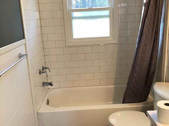 4th image of 2025 164th Ave NE APT 5