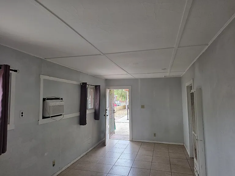 1024 S Belle Ave — Photo 5