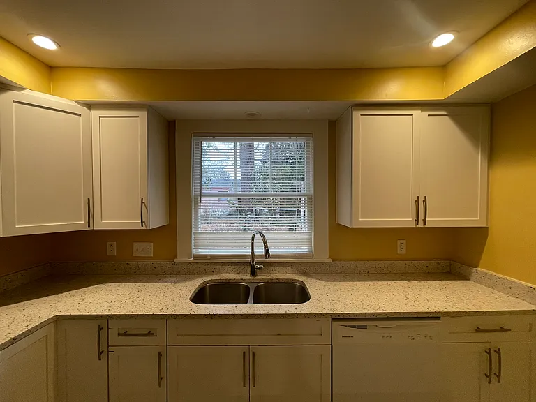 2820 Dixie Ave — Photo 6