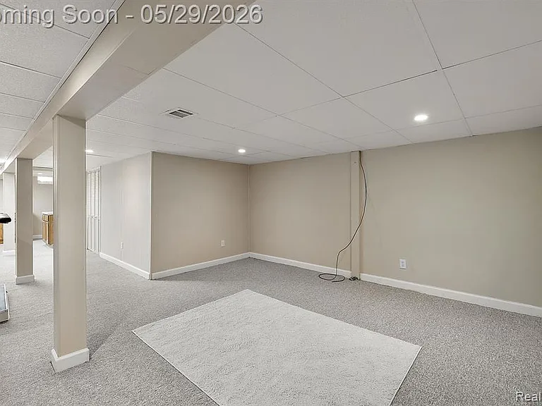 2546 Dorchester Rd — Photo 29