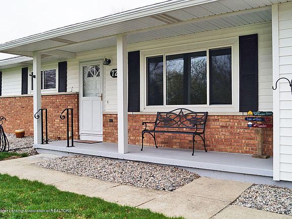 2nd image of 727 Arbor Vitae Dr