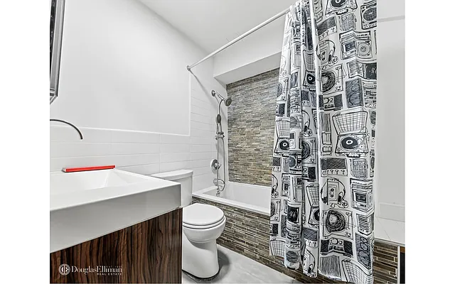 Sold by Douglas Elliman | media 7