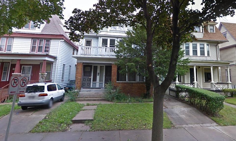 2nd image of 3238 W Juneau Ave #3240