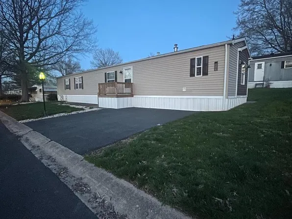 116 Seneca Ave, Dover, PA 17315