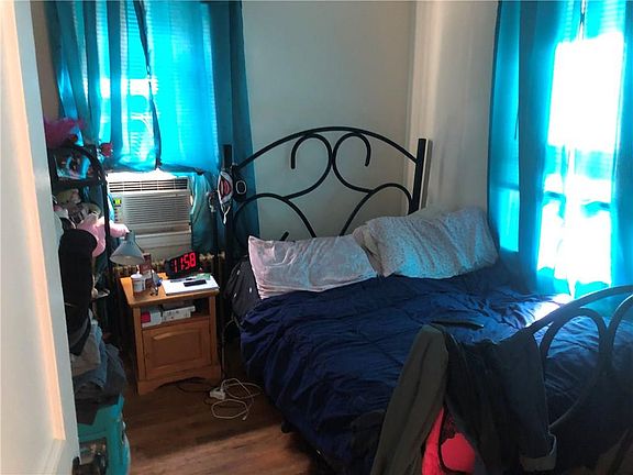 5th image of 2808 Hartford Ave