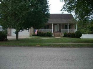 4421 Auburn Rd, Huntington, WV 25704