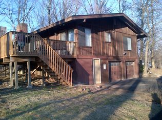 8 Tracey Ct, Spring Valley, NY 10977