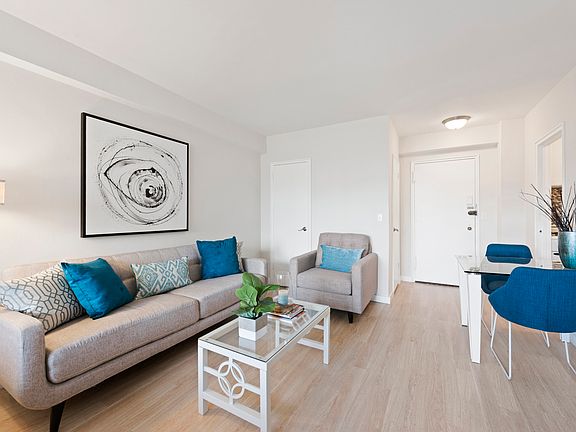3rd image of 35 Park Ave APT 17G