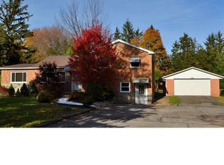 10115 Valley View Rd, Macedonia, OH 44056