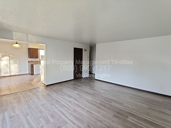 2nd image of 1816 W 21st Ave Unit C