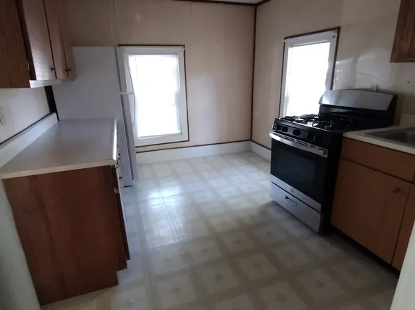 (undisclosed Address), South Glens Falls, NY 12803