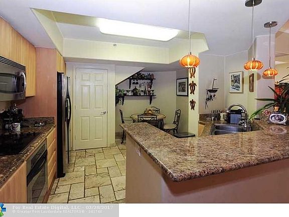 3rd image of 145 Jefferson Ave APT 418
