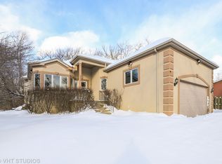 4020 University Ave, Gurnee, IL 60031