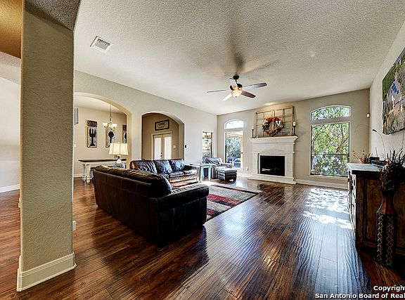 5th image of 14710 Burtons Oak