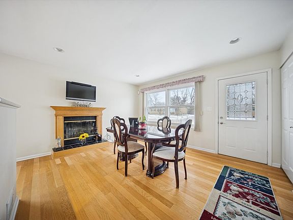 4th image of 2901 Wall Ave