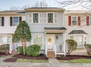 150 Saint Andrews Ln, Chapel Hill, NC 27517