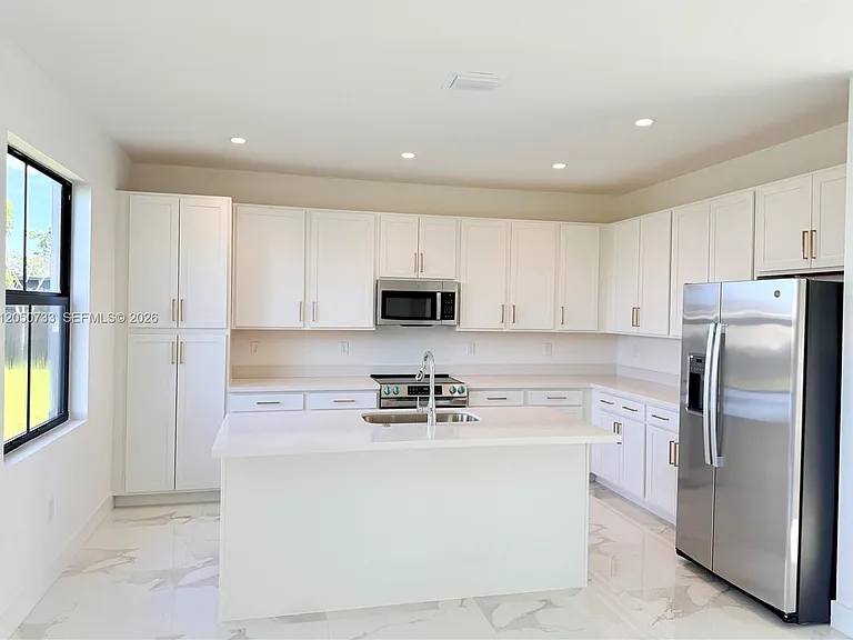 32242 SW 194th Ave — Photo 8