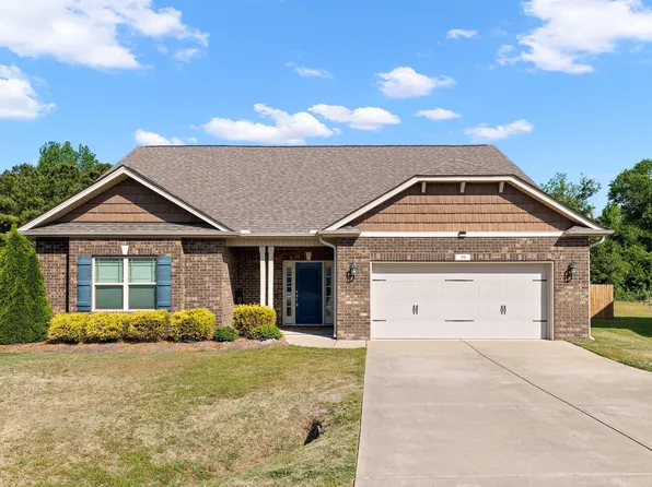 39 Pal Ct, Benson, NC 27504