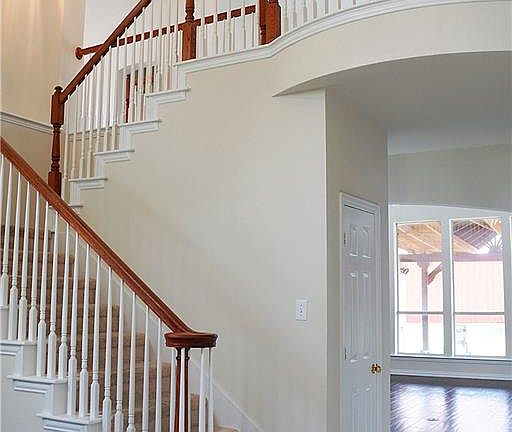 2nd image of 5605 Tribune Way
