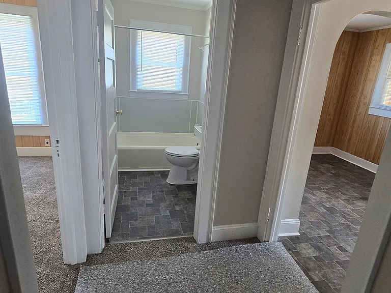 612 Oakshade Ave — Photo 9