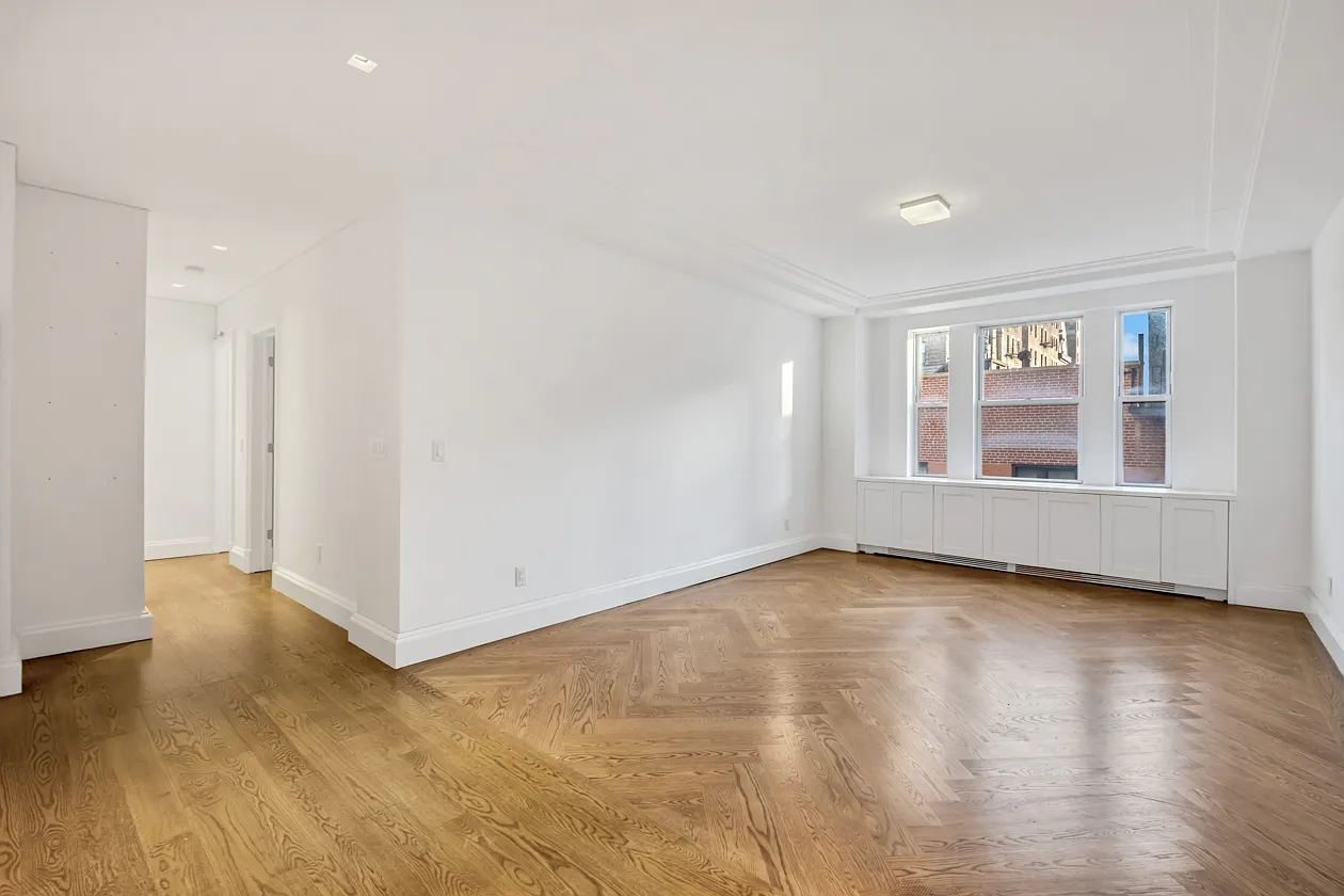 610 West 110th Street — Photo 1