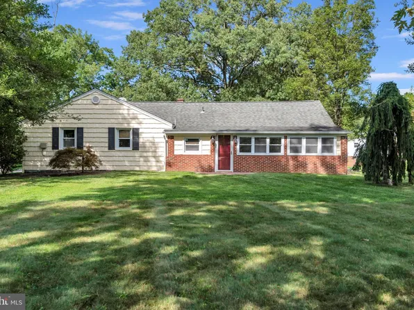 285 Poplar Rd, Millersville, MD 21108