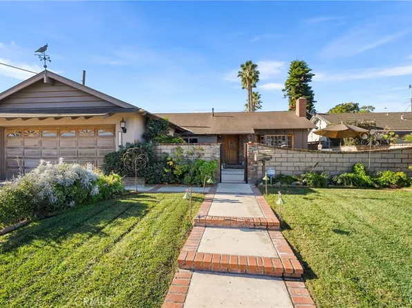 15341 Rushmoor Ln, Huntington Beach, CA 92647