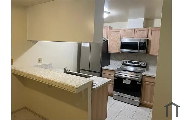 Building Photo - 1368 Shawn Dr #1