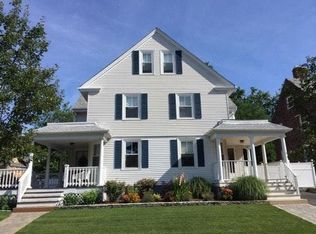 123 Bluff Ave, Cranston, RI 02905