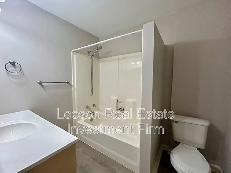 720 Delaware St #SHREVEPORT — Photo 13