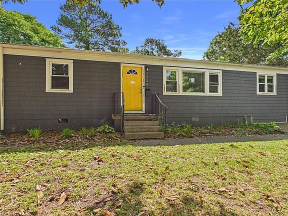 4th image of 3328 Justis St