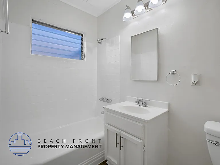 830 N Acacia St — Photo 9