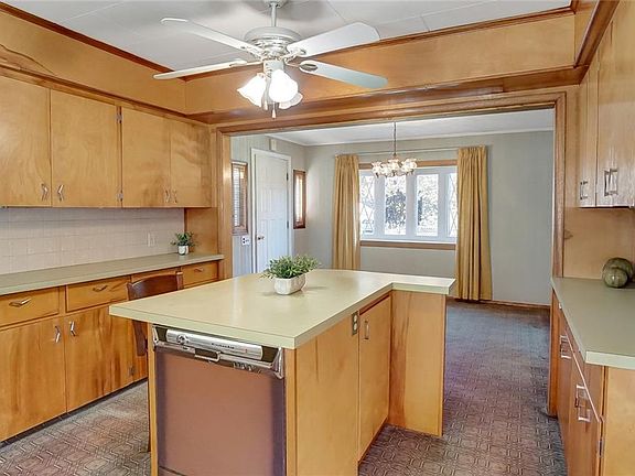 5th image of 424 Hilbish Ave