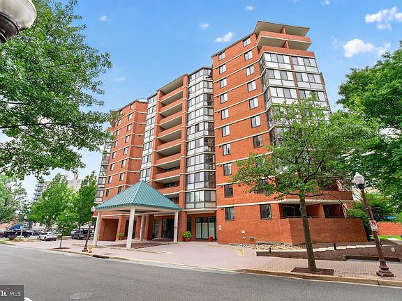 4th image of 1001 N Randolph St APT 106
