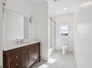 915-2R Main St, Boonton Town, NJ 07005