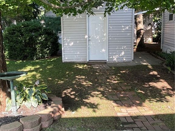 5th image of 2659 Stoneyridge Dr