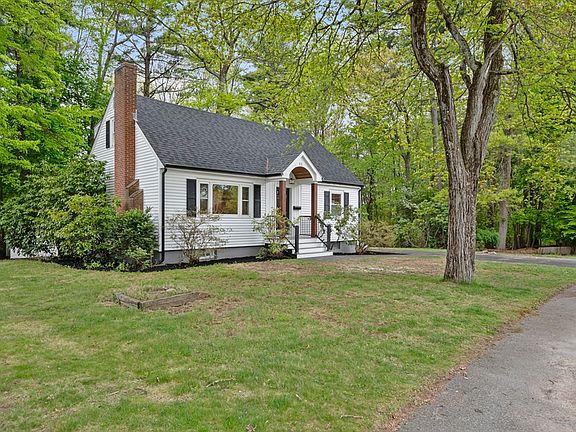 4th image of 53 Highland St
