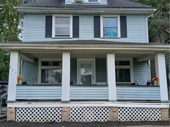 207 E Lucius Ave, Youngstown, OH 44507