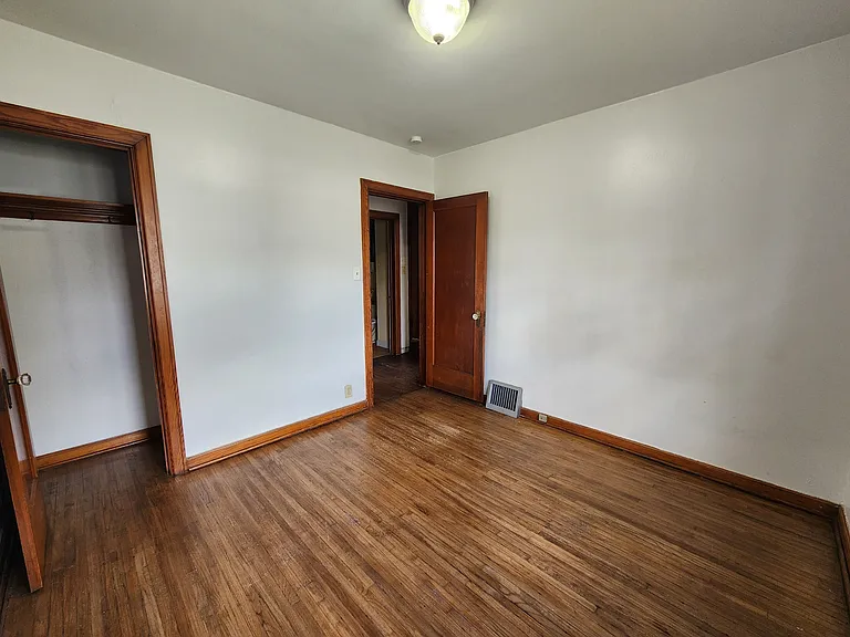661 Dawson St — Photo 9