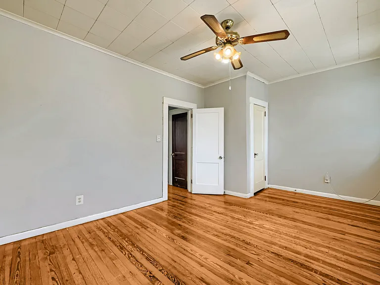2807 Sunset Dr — Photo 10