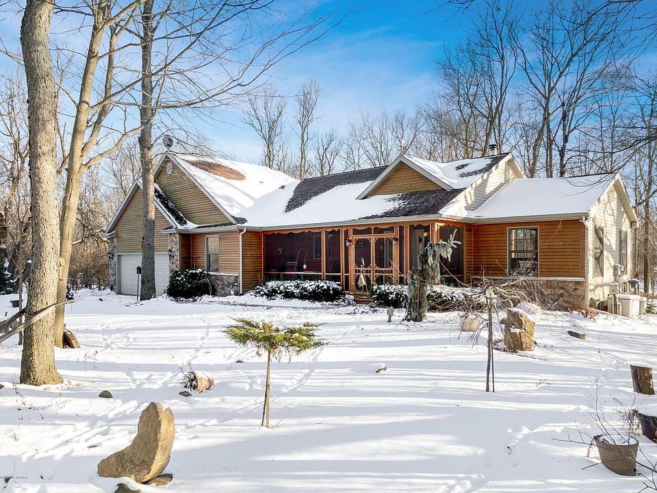 1st image of 2272 Deep Woods Dr