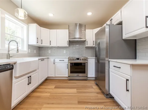 901 McKimmon Rd, Fayetteville, NC 28303