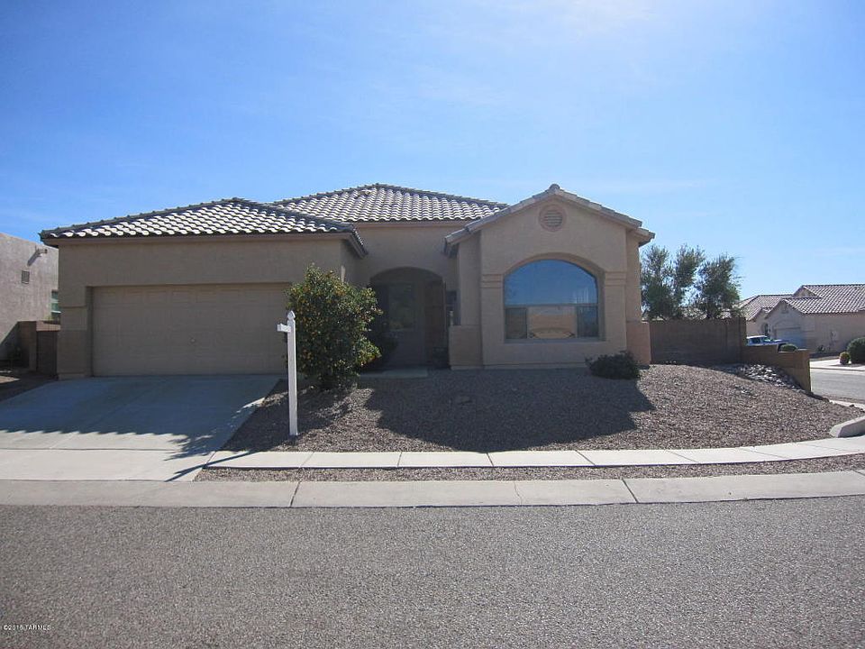 1st image of 10486 E Kingswood Dr
