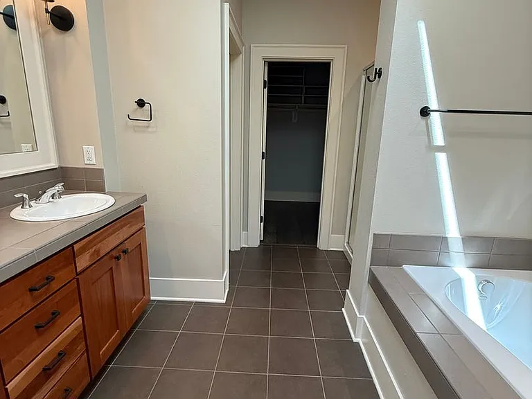 10108 SW Morrison St #10108 — Photo 33