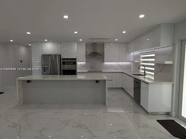 19020 SW 91st Ave — Photo 15