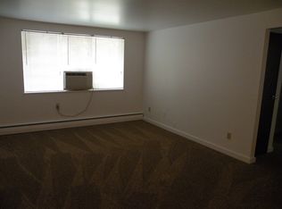 979 Grafton Rd APT 8, Newark, OH 43055